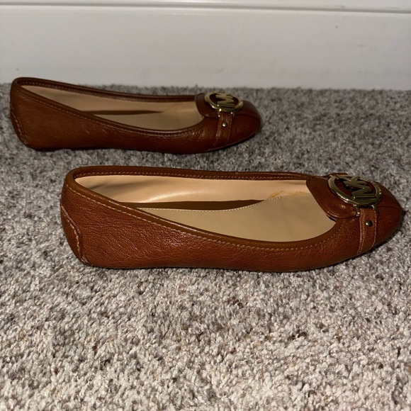 Michael Kors camel flats size 6 - Picture 4 of 5